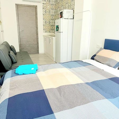 Apartamentos Aeropuerto Valencia マニセス エクステリア 写真